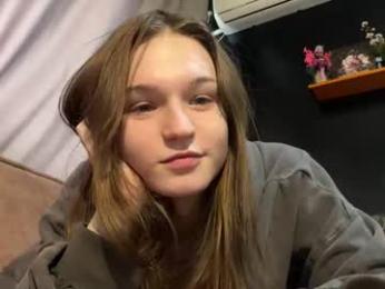 nloraaa — Chaturbate recorded stream screenshot (01 Mar 2026)