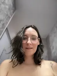 The_Snowwhitee — Stripchat recorded stream screenshot (01 Mar 2026)