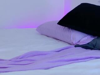 Sara Laurent — Flirt4free recorded stream image, 02.03.2026 14:00