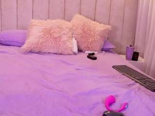 mssbombom — Camsoda recorded stream image, 03.03.2026 03:00