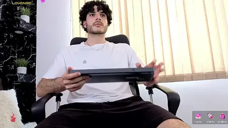 Rafael_Mendezz — Stripchat recorded stream screenshot (03 Mar 2026)