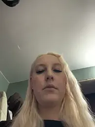 MerlinDave — Stripchat recorded stream screenshot (04 Mar 2026)