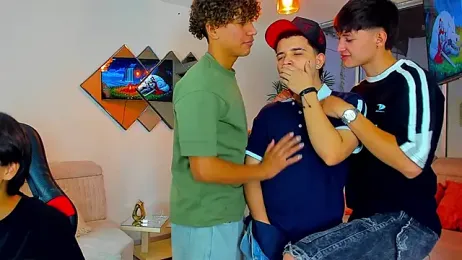 Houseofwarrios — Stripchat recorded stream screenshot (04 Mar 2026)