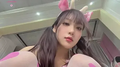 Yaya--728 — Stripchat recorded stream screenshot (04 Mar 2026)