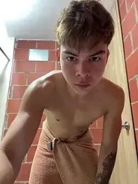 Handsome_boys69 — Stripchat recorded stream screenshot (05 Mar 2026)