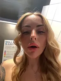 EmaSalis — Stripchat recorded stream screenshot (05 Mar 2026)