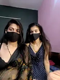 cutee__crazy — Stripchat recorded stream screenshot (05 Mar 2026)