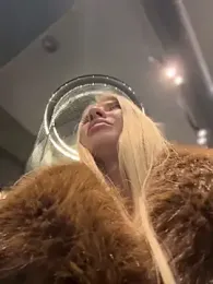 NewLale — Stripchat recorded stream image, 06.03.2026 03:10