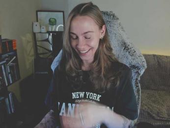 Adamova_Eva — Bongacams recorded stream screenshot (06 Mar 2025)