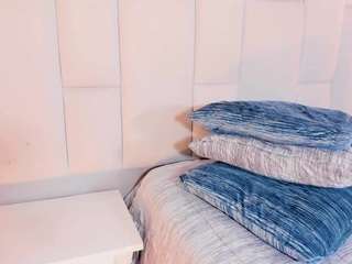 emmajonees — Camsoda recorded stream screenshot (06 Mar 2026)