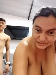 Horny-Mommy-Dirty — Stripchat recorded stream screenshot (06 Mar 2026)