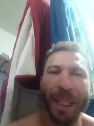 RobertoLuiz84 — Stripchat recorded stream image, 07.03.2026 00:10