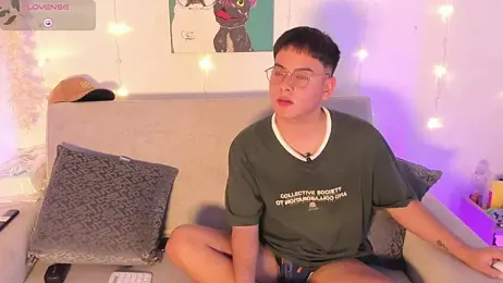 Young_Ben — Stripchat recorded stream screenshot (07 Mar 2026)