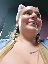 Bondgirl_013 — Stripchat recorded stream image, 08.03.2026 16:40
