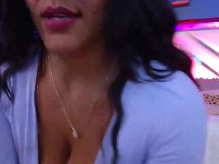 lady-brownn — Camsoda recorded stream screenshot (09 Mar 2026)