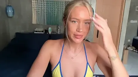 livsslife — Stripchat recorded stream image, 10.03.2026 01:10
