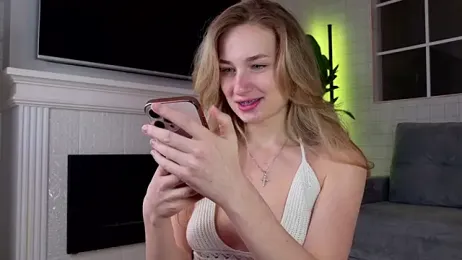 WelliCaren — Stripchat recorded stream image, 10.03.2026 14:20