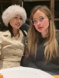 Etwas_neugierig — Stripchat recorded stream screenshot (10 Mar 2026)