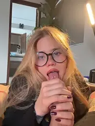 curchez_ — Stripchat recorded stream screenshot (10 Mar 2026)