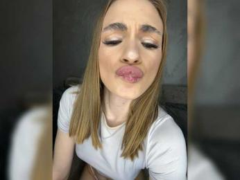 Pussyya — Bongacams recorded stream image, 11.03.2026 15:50
