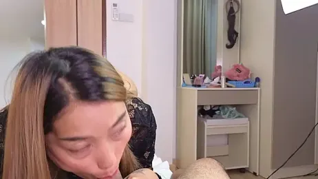 iwantbee — Stripchat recorded stream image, 13.03.2026 01:50