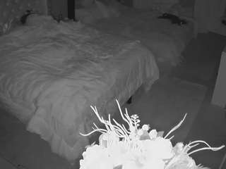 voyeurcam-house-charleys-room — Camsoda recorded stream image, 14.03.2026 00:20