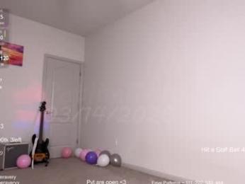 petitebrat — Chaturbate recorded stream image, 14.03.2026 18:40