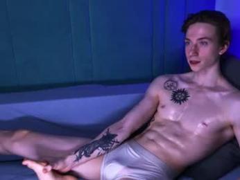 velvet_power — Chaturbate recorded stream image, 15.03.2026 04:30