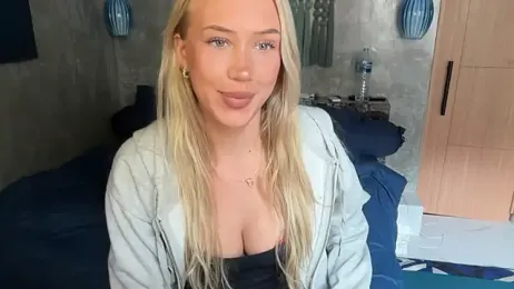 livsslife — Stripchat recorded stream image, 16.03.2026 01:00