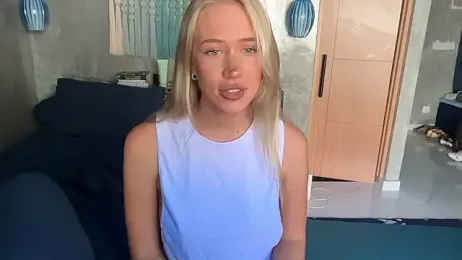 livsslife — Stripchat recorded stream image, 16.03.2026 01:00