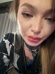 AriWild — Stripchat recorded stream image, 16.03.2026 08:10