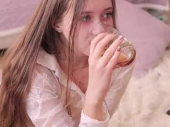 pretty_princess_elina — Chaturbate recorded stream image, 17.03.2026 09:20