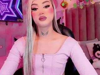veroniica-mist — Camsoda recorded stream image, 18.03.2026 04:40