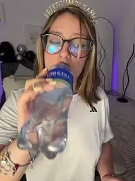 Megan_lu2 — Stripchat recorded stream image, 18.03.2026 02:50