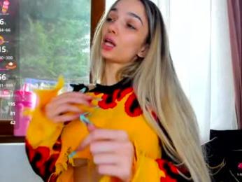 sassyt33n — Chaturbate recorded stream image, 18.03.2026 10:30