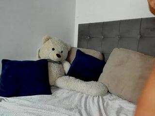 sophia-lopeez — Camsoda recorded stream image, 18.03.2026 14:40