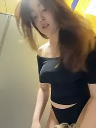 Peachy_Dream — Stripchat recorded stream image, 18.03.2026 18:00