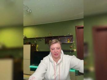 Veronika_Gold — Bongacams recorded stream screenshot (18 Mar 2026)