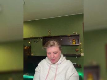 Veronika_Gold — Bongacams recorded stream screenshot (18 Mar 2026)