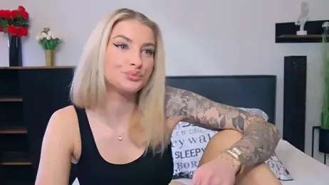 Lia_Benini — Stripchat recorded stream image, 19.03.2026 13:10