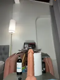 emiss_ — Stripchat recorded stream image, 19.03.2026 16:10