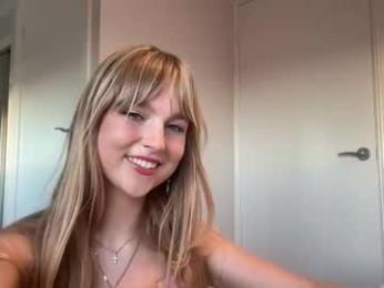 kittengirlxo — Chaturbate recorded stream image, 20.03.2026 03:40