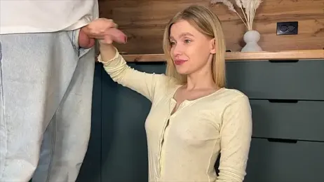 Adelovenick — Stripchat recorded stream image, 22.03.2026 04:30