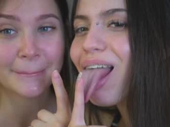 vivid_girls — Chaturbate recorded stream image, 22.03.2026 08:40