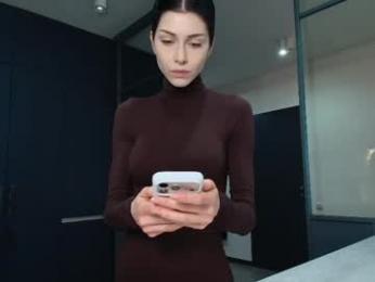 milla_bella — Chaturbate recorded stream image, 23.03.2026 22:10