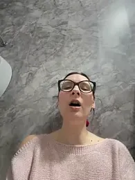 The_Snowwhitee — Stripchat recorded stream screenshot (24 Mar 2026)