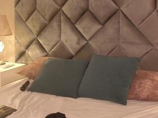 Leiza Thompson — Flirt4free recorded stream screenshot (24 Mar 2026)