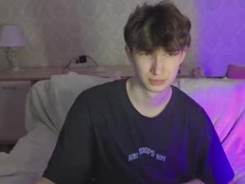 drinklinov — Chaturbate recorded stream image, 24.03.2026 20:10