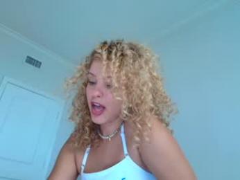 theislandgirl — Chaturbate recorded stream image, 07.03.2025 19:40