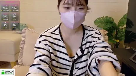SUZU_ — Stripchat recorded stream image, 25.03.2026 12:00